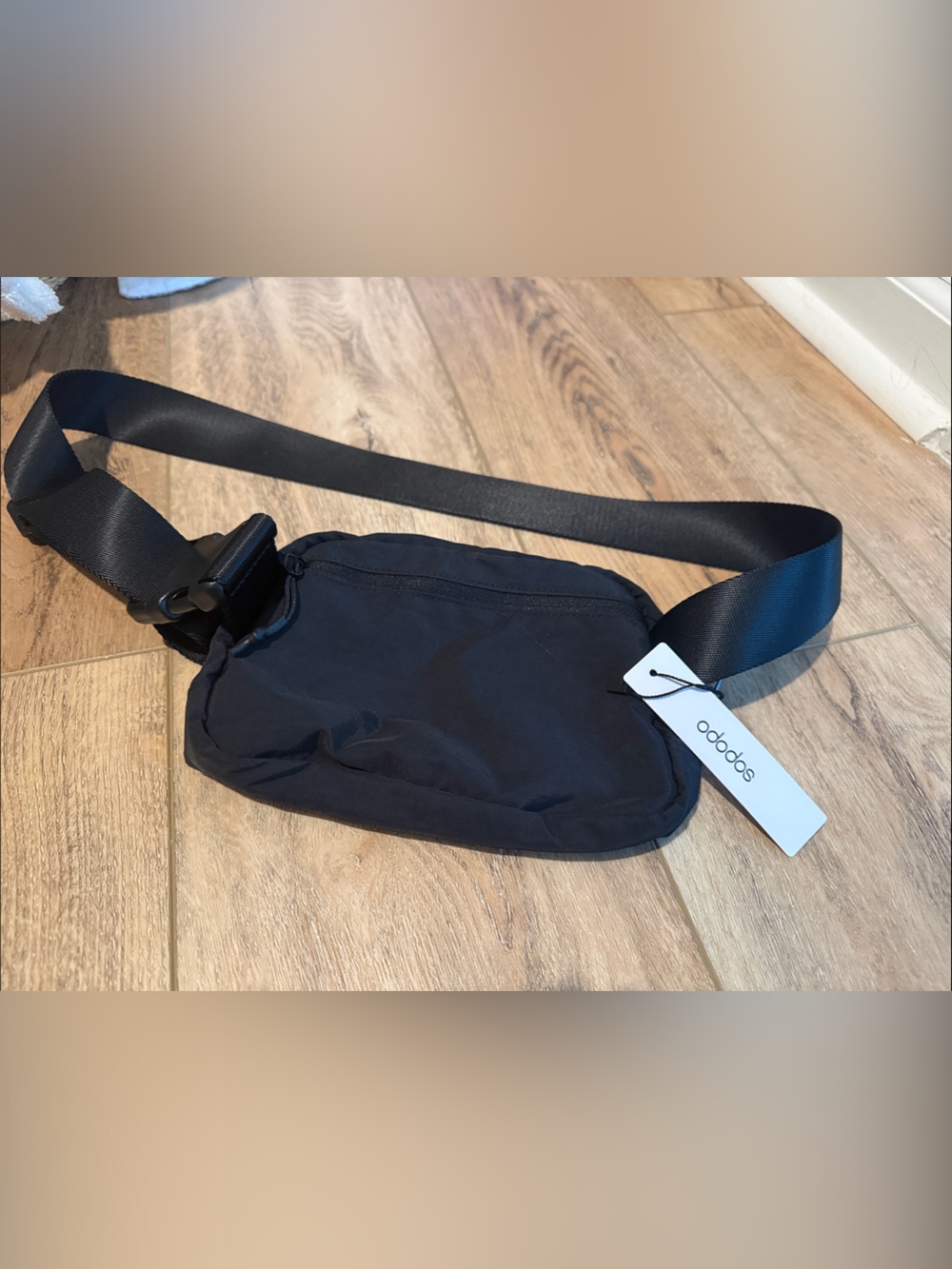 Ododos Black Sling Bag with Adjustable Strap